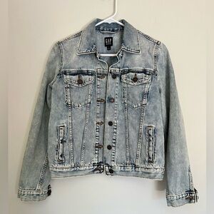 GAP Classic Stone Washed Blue Denim Jacket